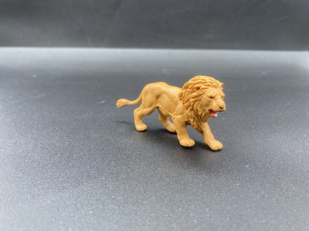 Vintage 1972 Britains LTD made In England Toy Animal Lion